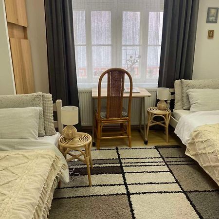 Apartamento Lennon Vinkovci Exterior foto