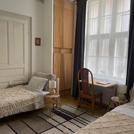 Apartamento Lennon Vinkovci Exterior foto