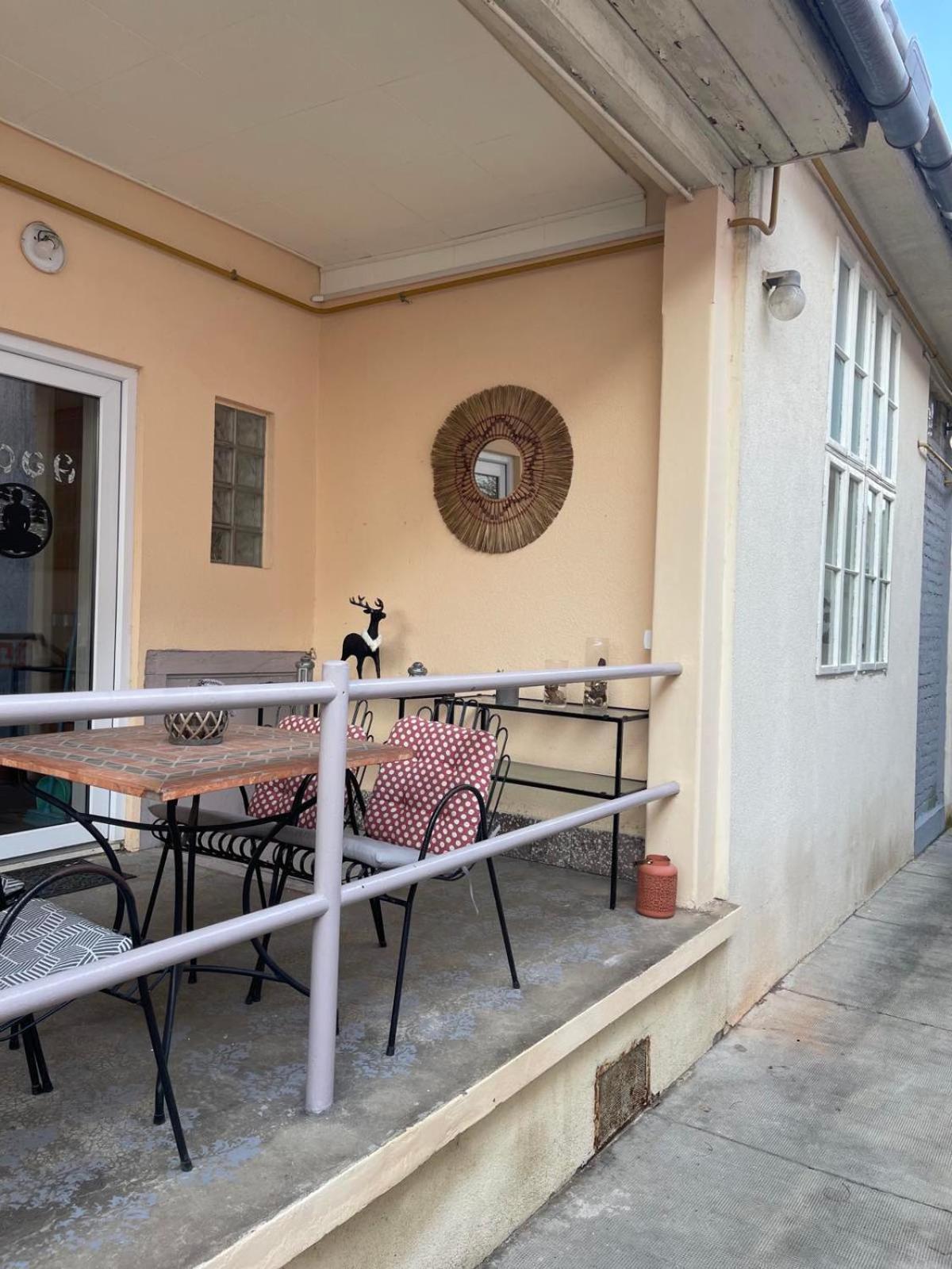 Apartamento Lennon Vinkovci Exterior foto